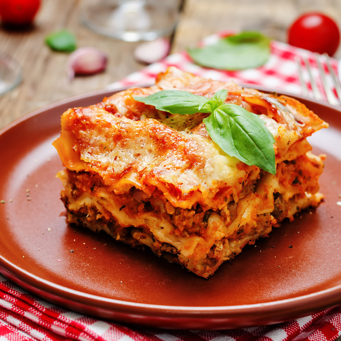 Lasagne alla bolognese, la ricetta originale | AIA Food