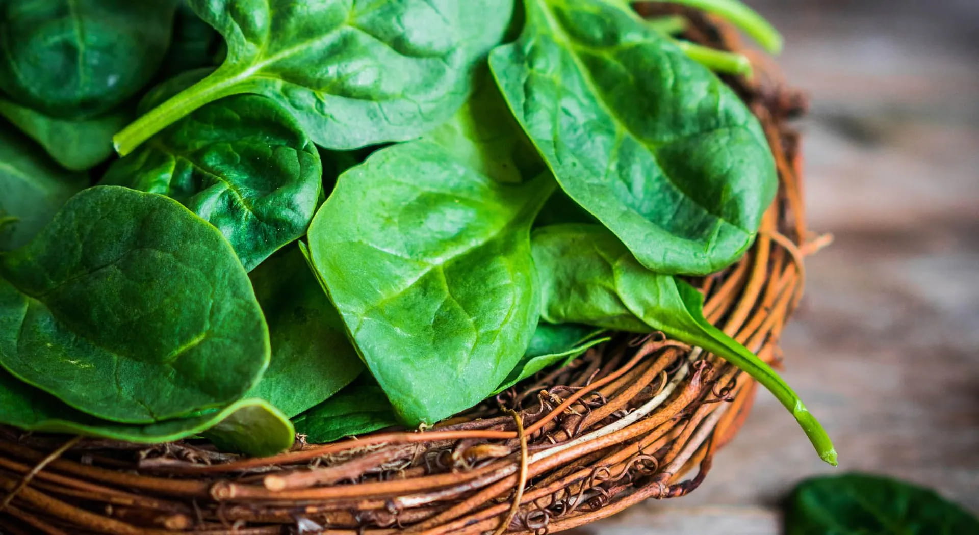 Come pulire e cuocere gli spinaci