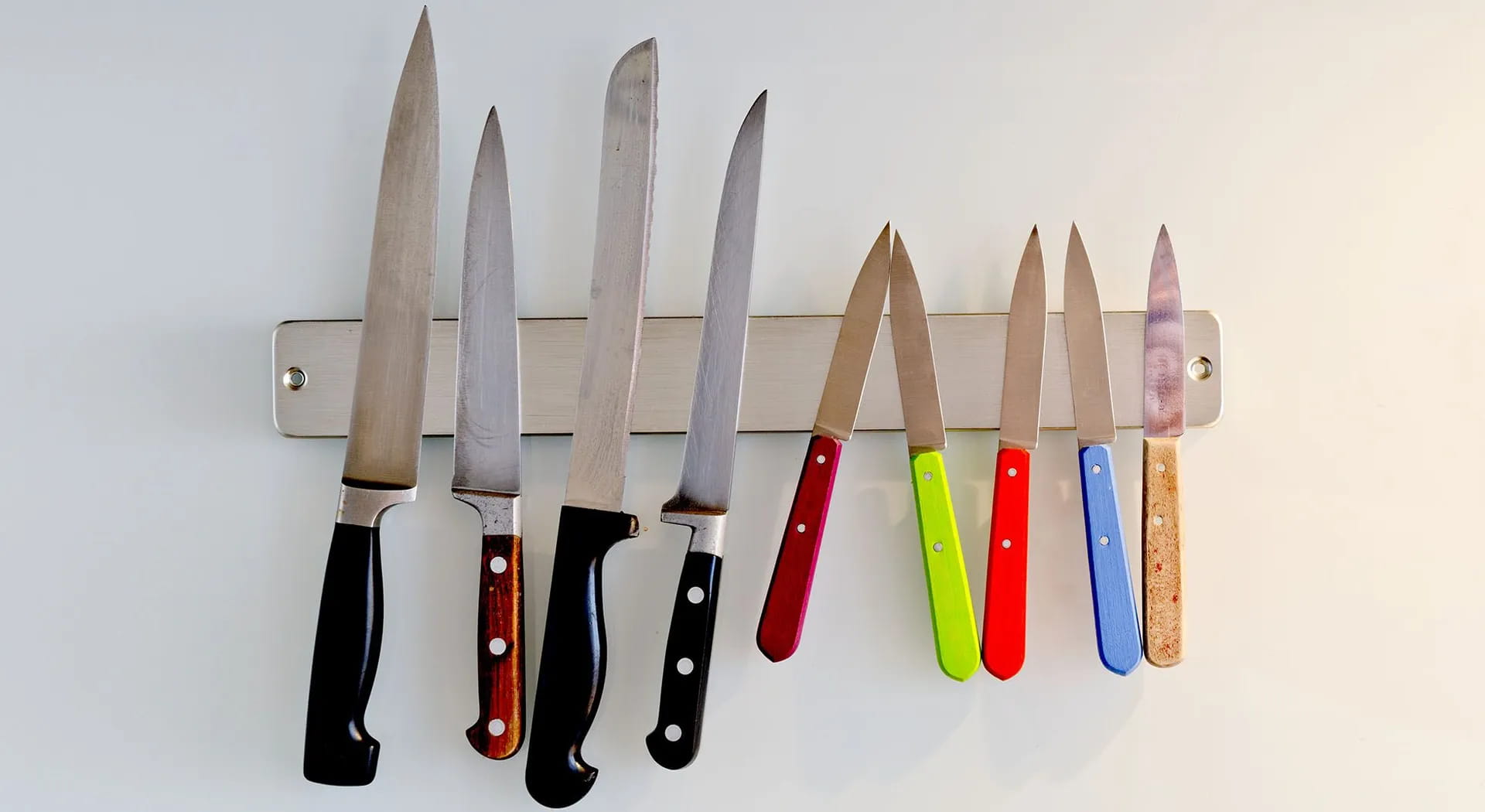 Guide to using knives in the kitchen