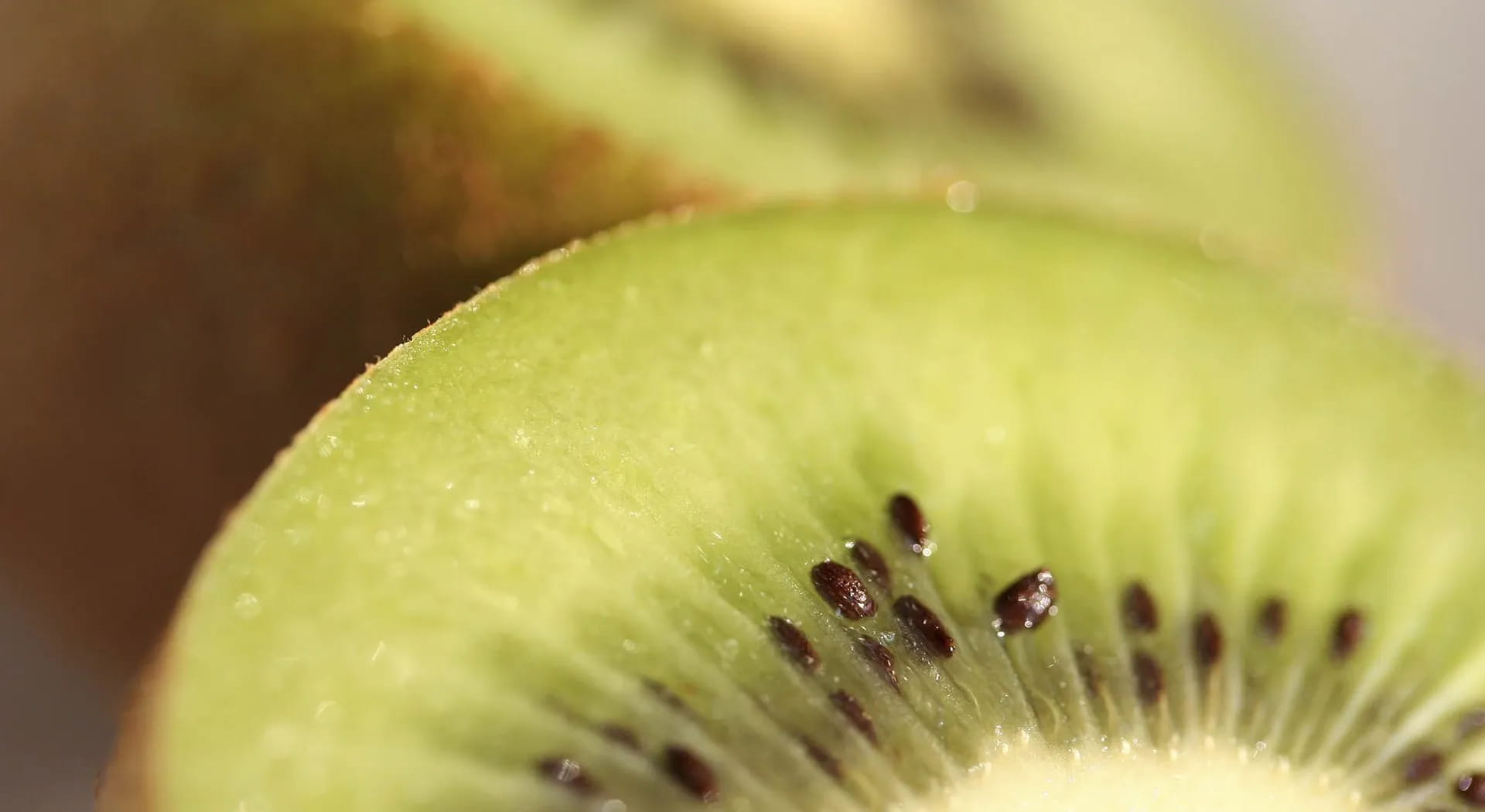 Kiwi: all uses in the kitchen and beyond