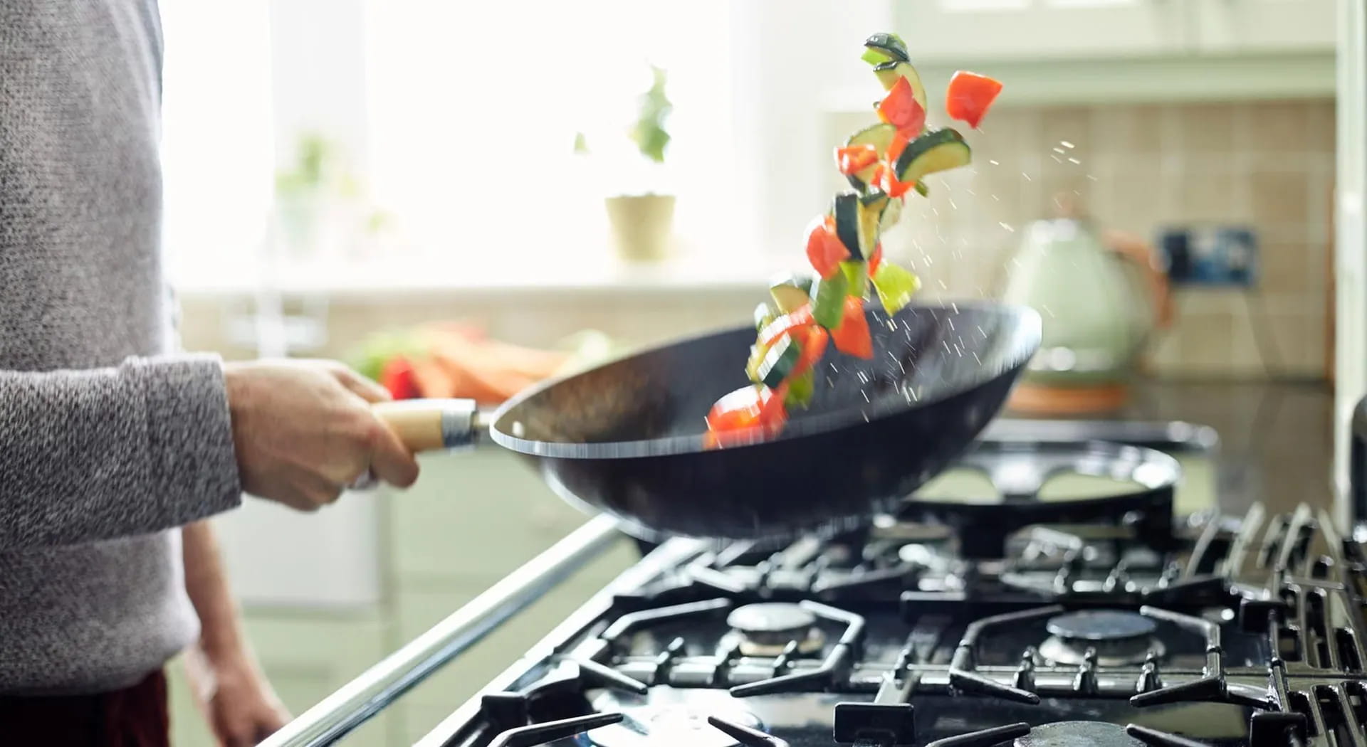 Gli errori più comuni in cucina e i trucchi per non farli