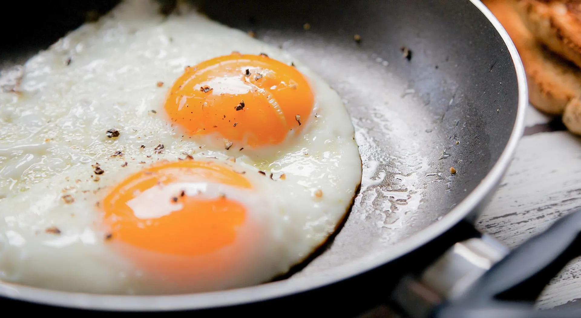 All the secrets for the perfect fried egg