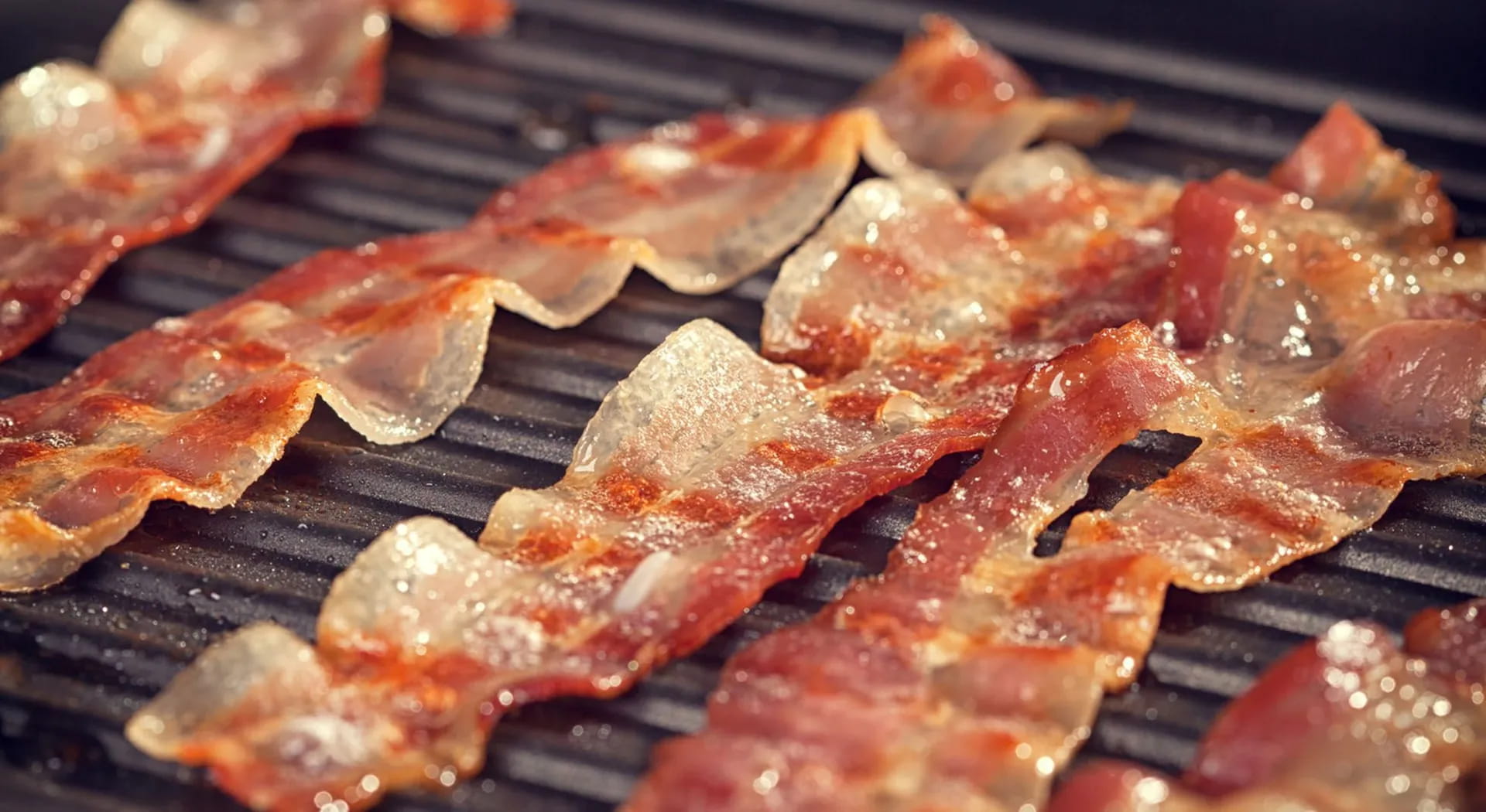 How to grill bacon: all the tips