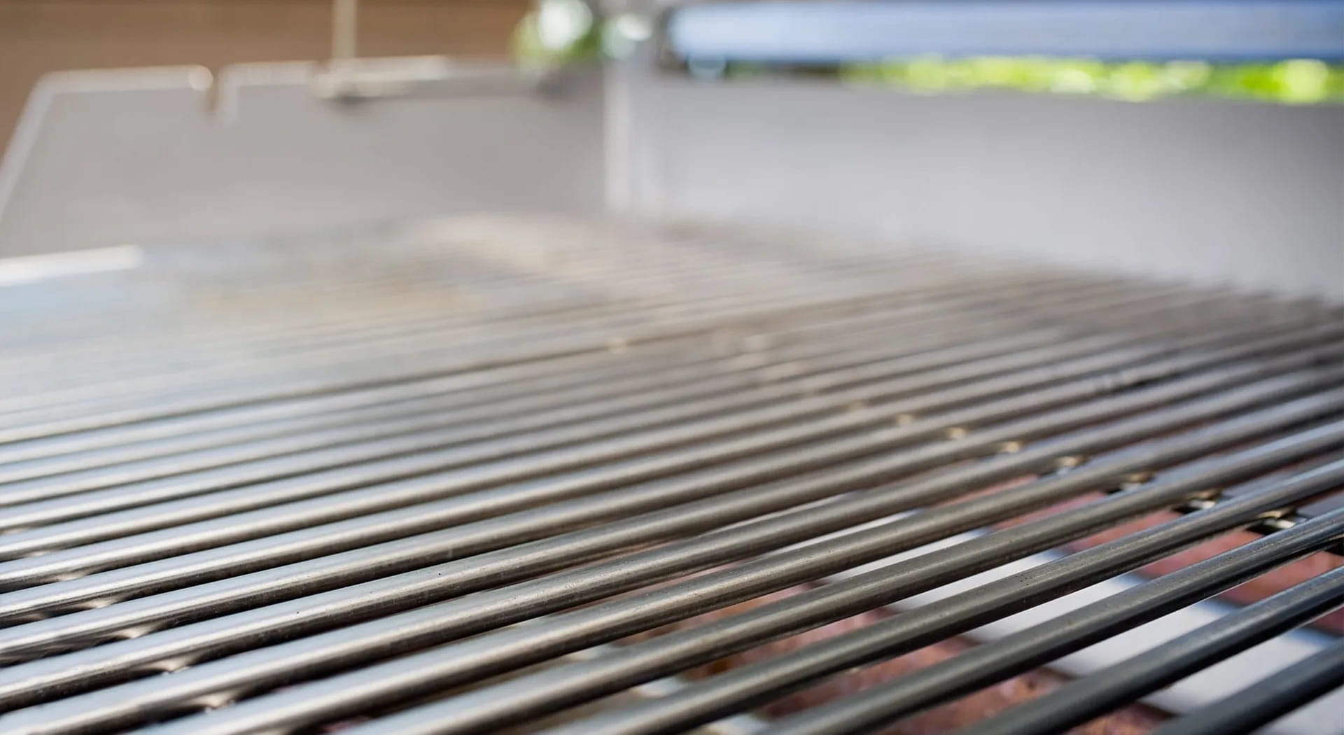 Wie man den Grillrost reinigt: alle Geheimnisse