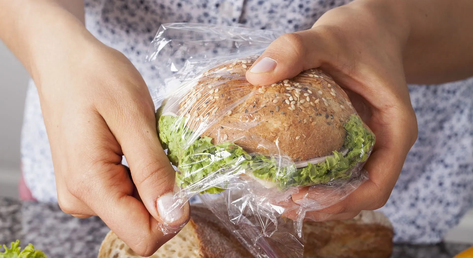 Pellicola trasparente: tutti gli usi in cucina