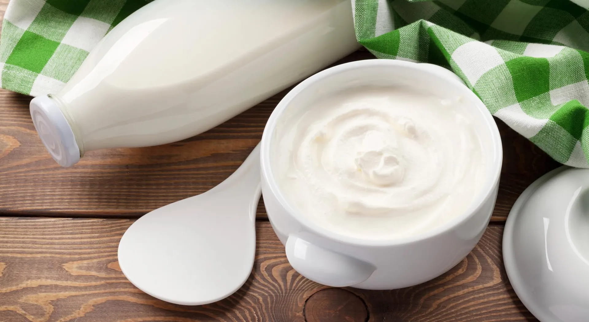 5 usi alternativi dello yogurt 