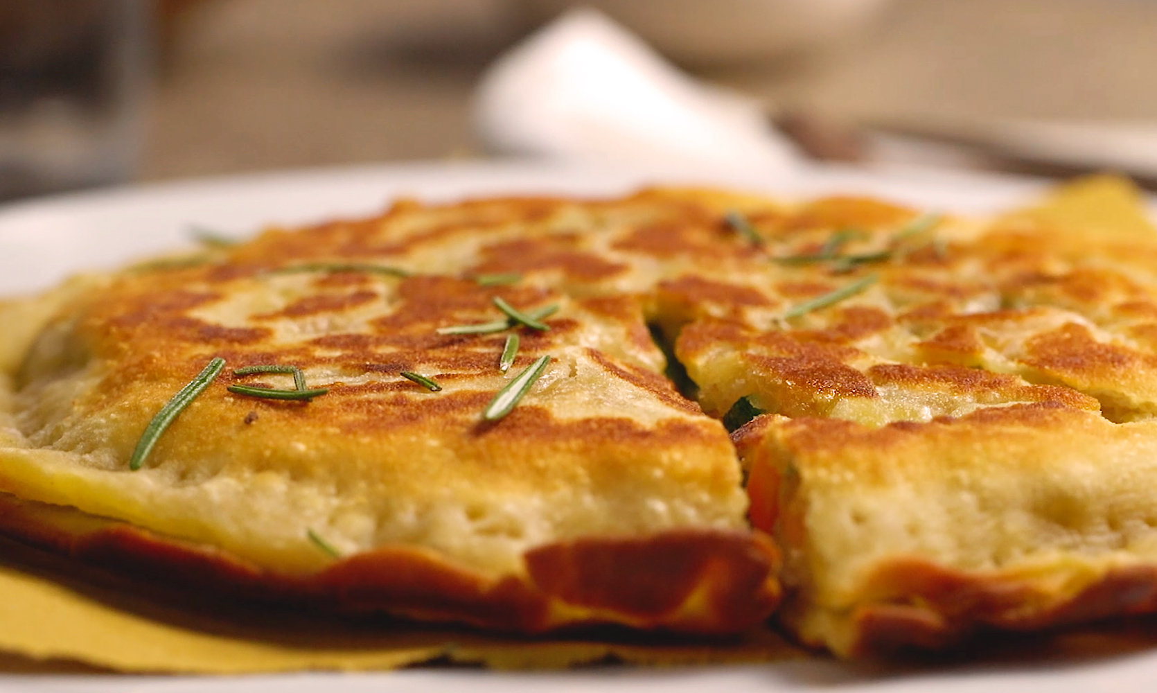 Focaccia ripiena in padella con aeQuilibrium | AIA Food