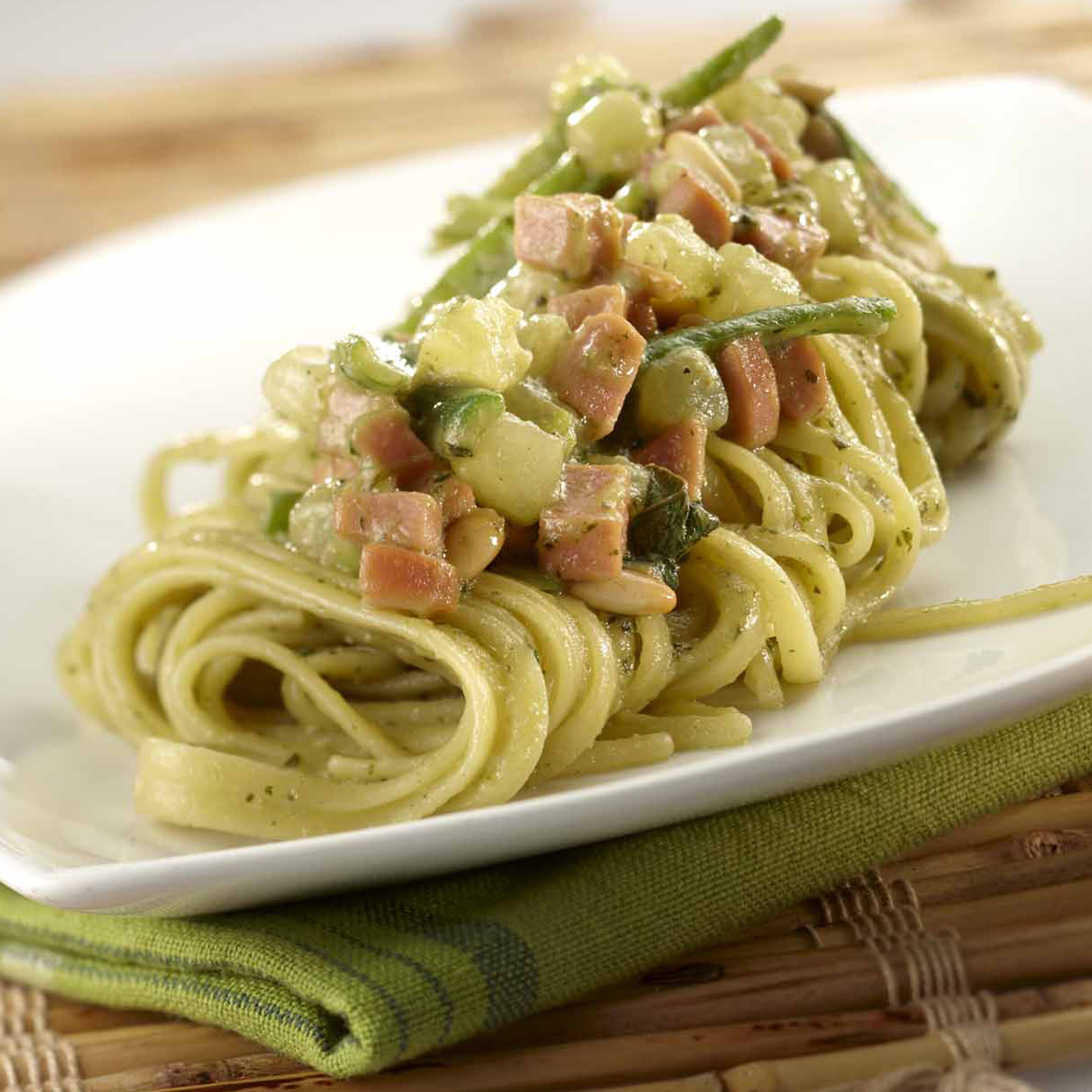 Linguine al pesto rinforzato | AIA Food