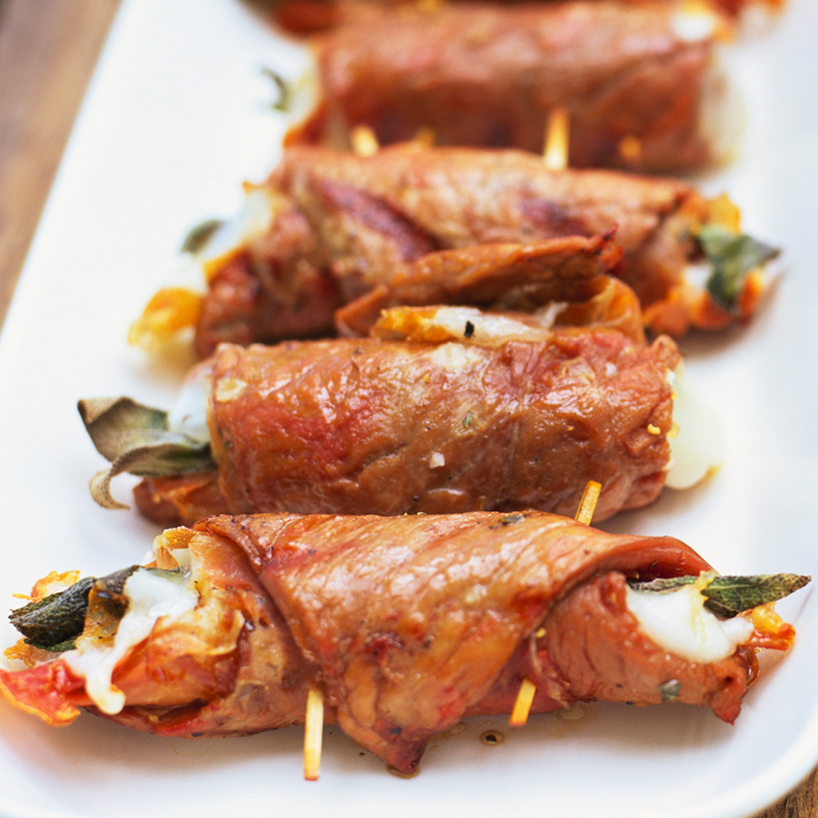 Involtini di coniglio al forno, la ricetta di Pasqua | AIA ...
