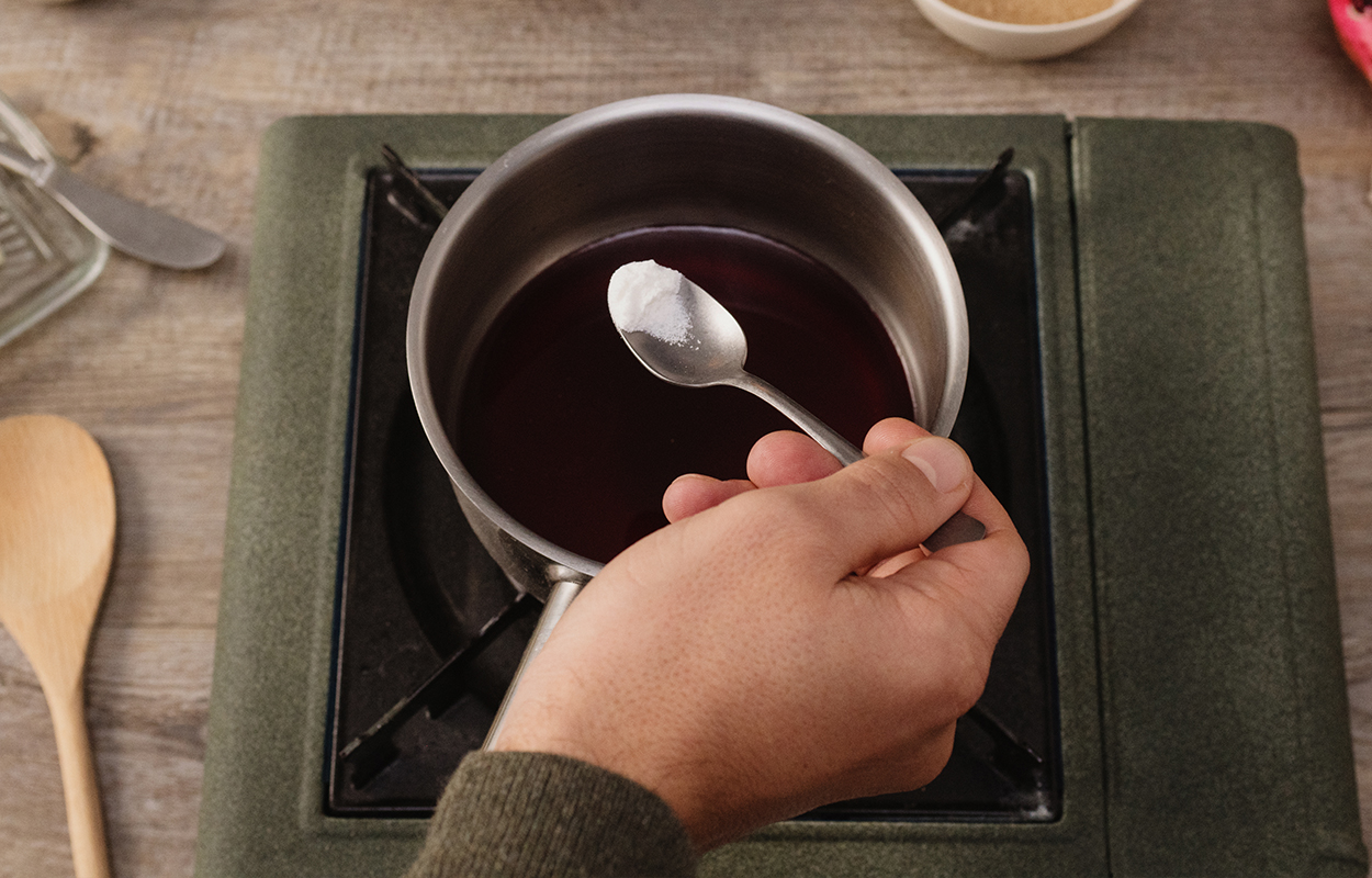 Restriction pomegranate sauce Thanksgiving turkey