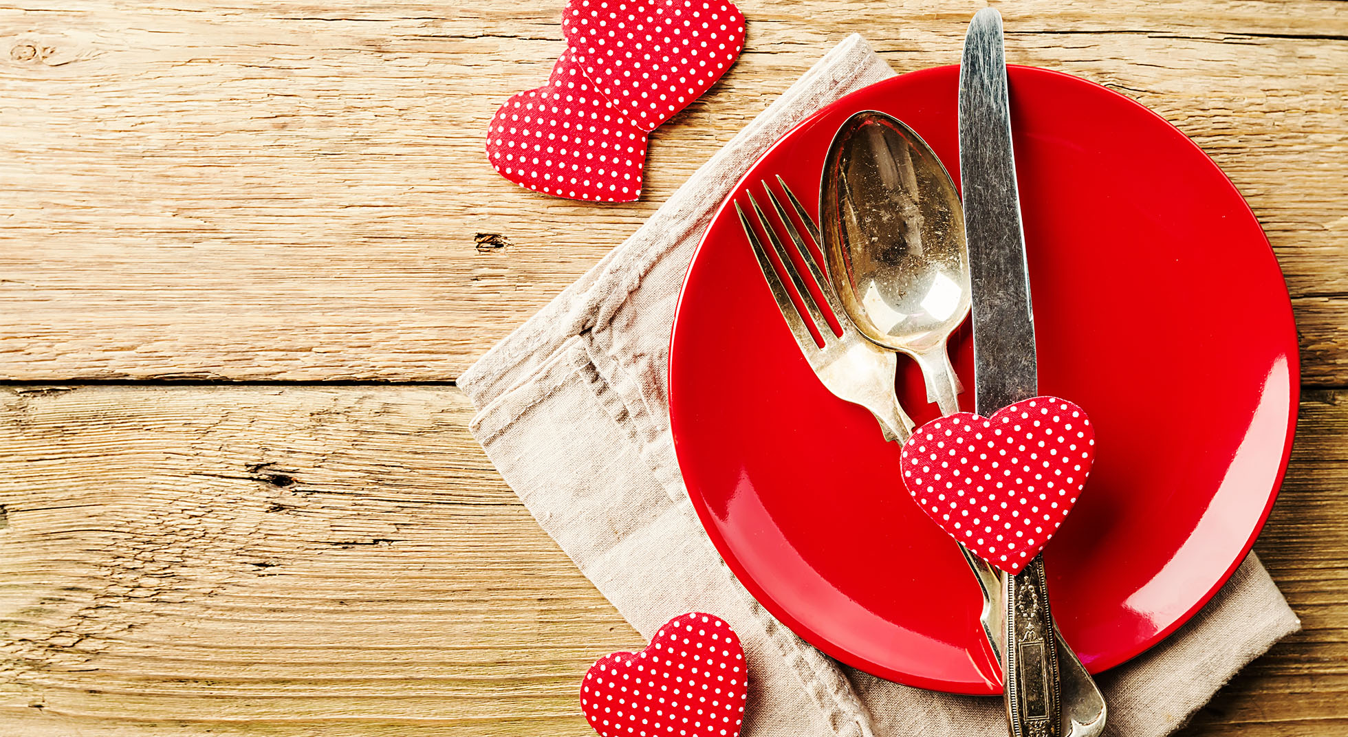 3 semplici idee per decorare la tavola di San Valentino