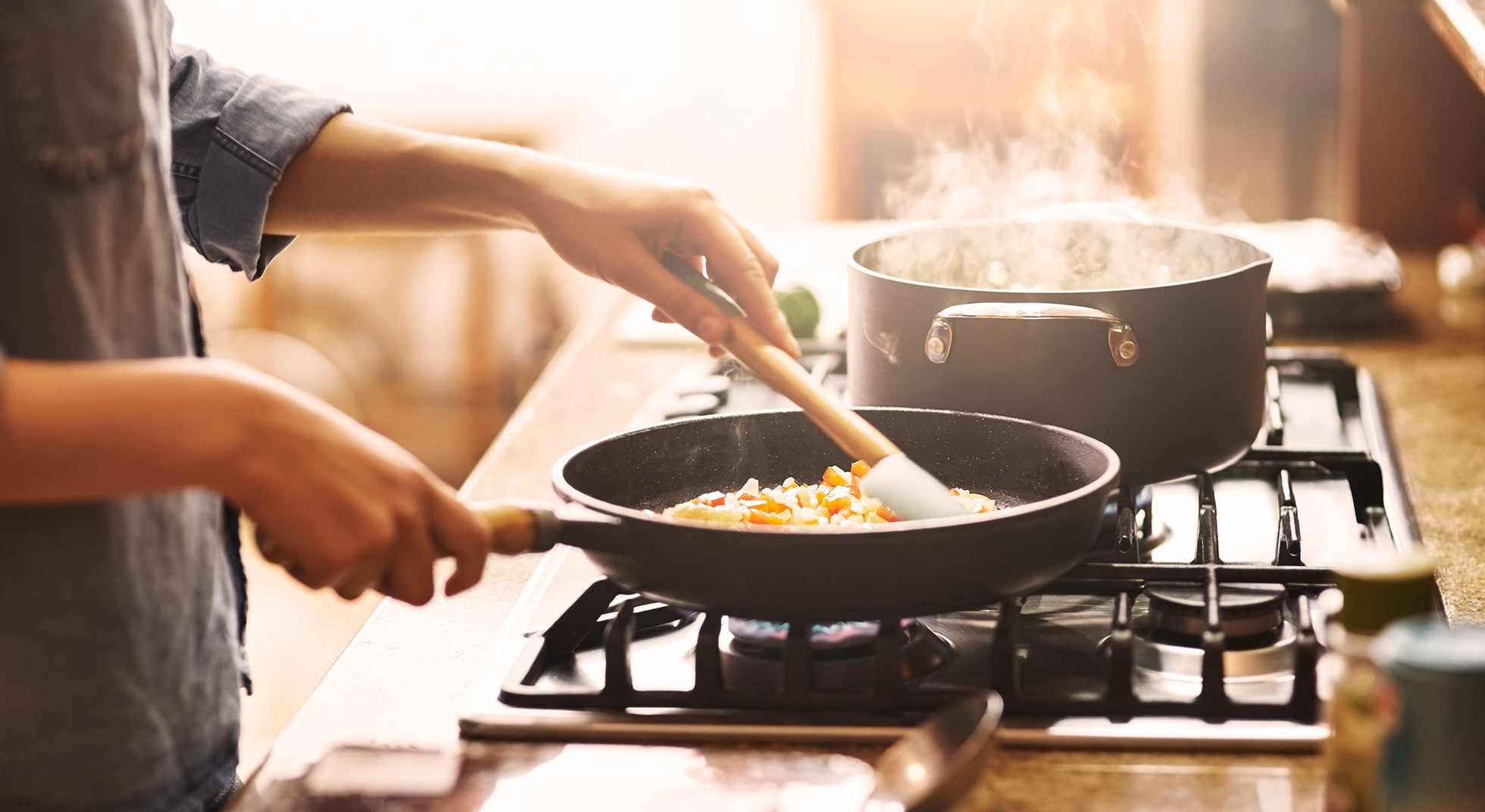 Materiali in cucina: il mestolo di legno, il più importante alleato della  tradizione