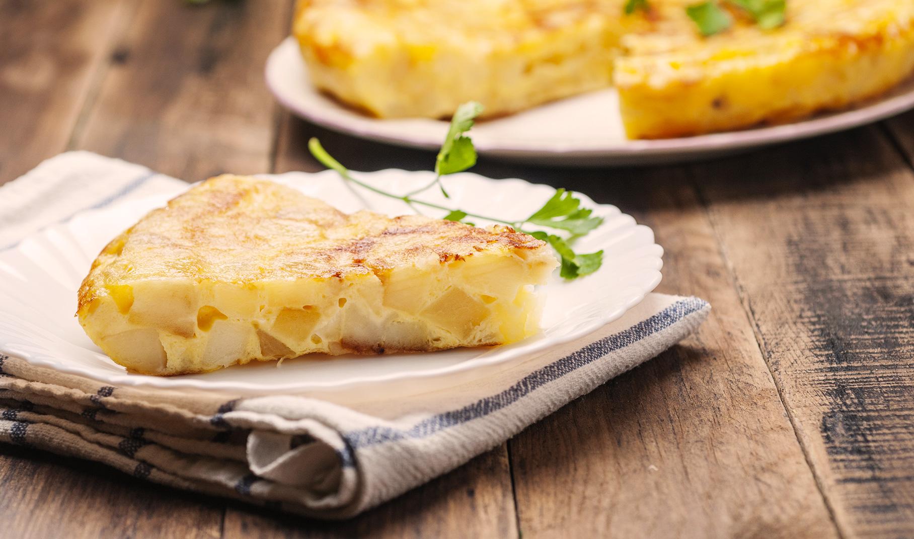 Омлет с яблоками и корицей