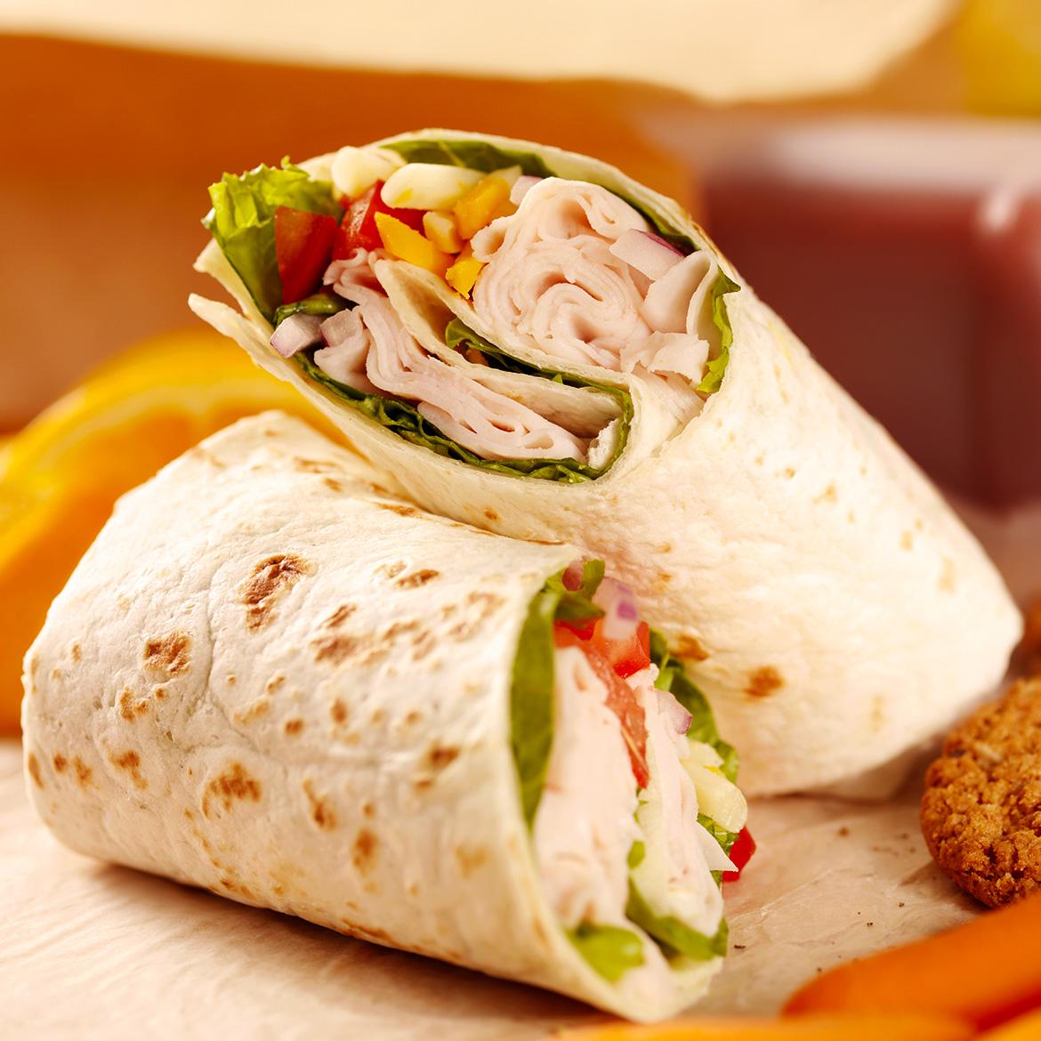 Piadina Fatta In Casa Con Tacchino E Salsa Tonnata Aia Food
