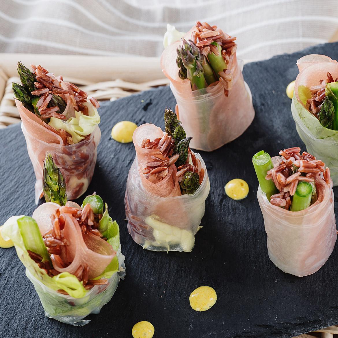 Involtini di riso alla bresaola e asparagi