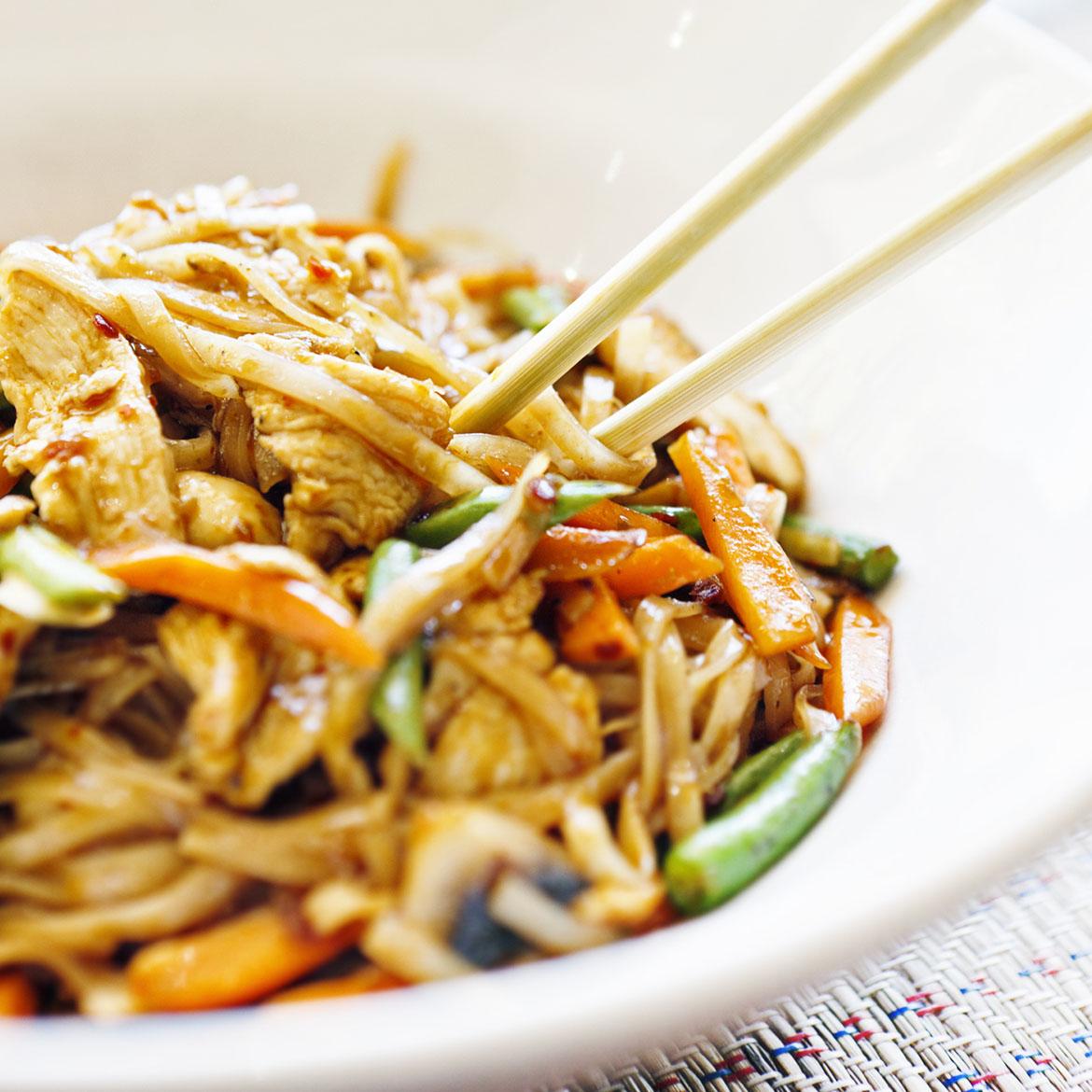 Noodles Con Pollo E Verdure Aia Food