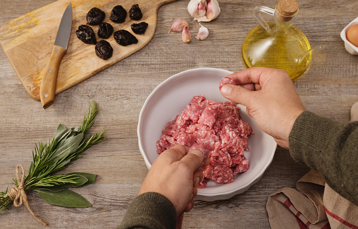 Thanksgiving turkey meat stuffing